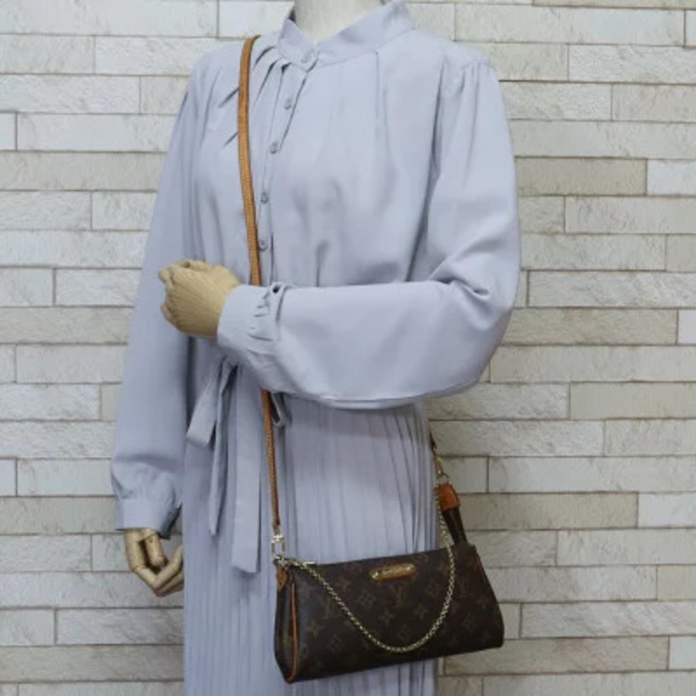 Louis Vuitton Bag Brown Canvas Monogram Shoulder Eva